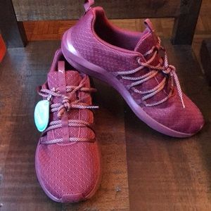 puma prowl alt mesh burgundy